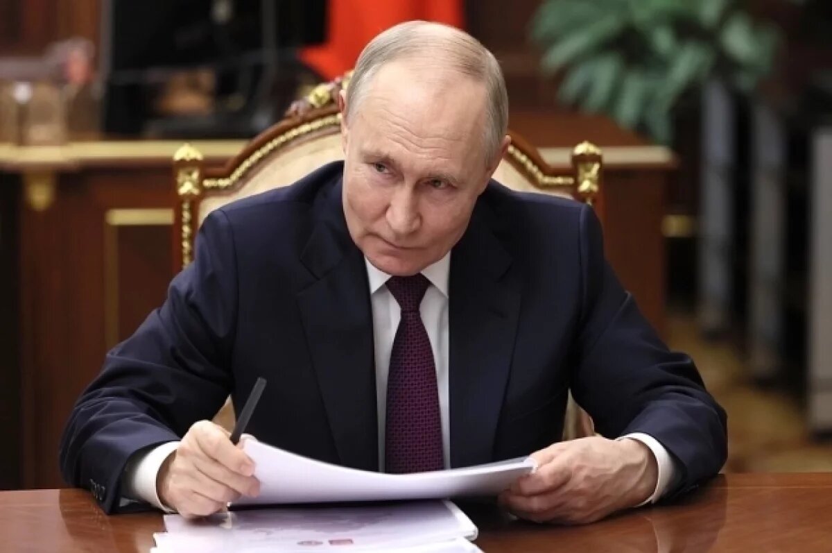    Президент РФ Путин присвоил почётное звание семи педагогам из Воронежа