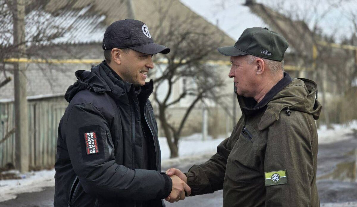 Вице-премьер РТ Фаниль Аглиуллин и глава Алькеевского района Александр НикошинФото: аппарат вице-премьера РТ Фаниля Аглиуллина