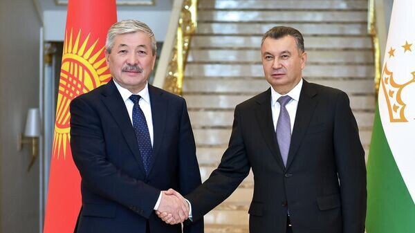    © Фото / пресс-служба кабинета министров КР / Улукбек Шамбетов