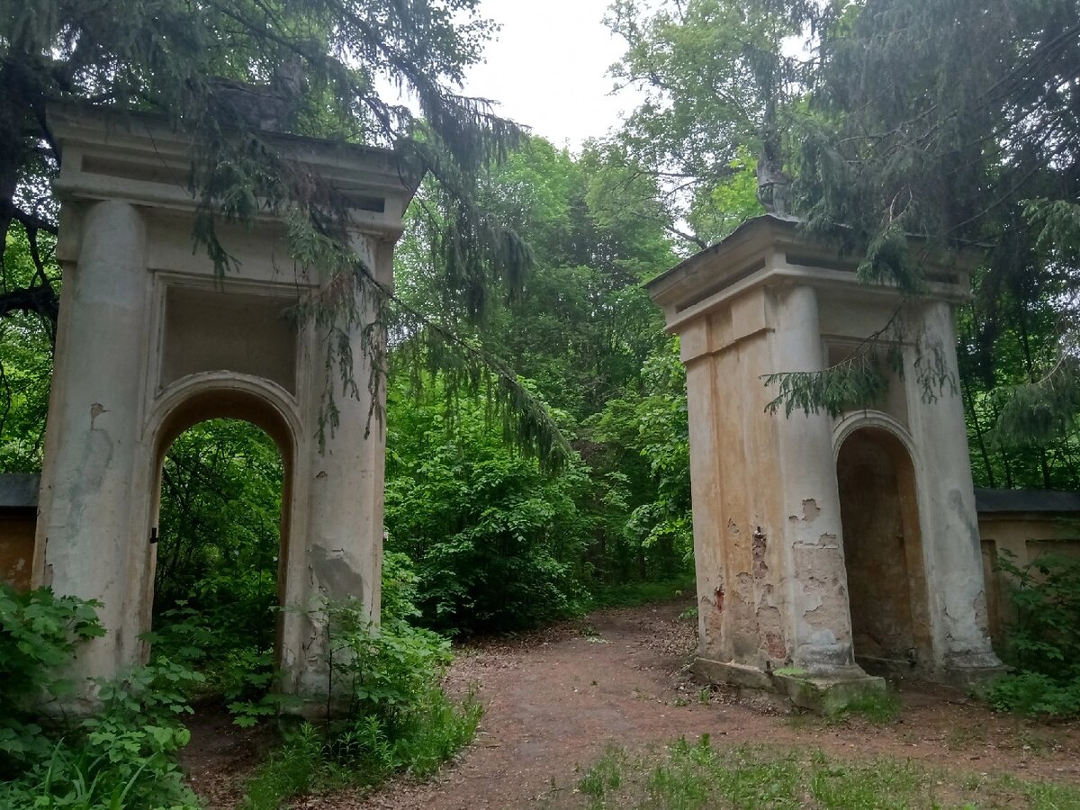 Усадьба Павлищев Бор под Калугой