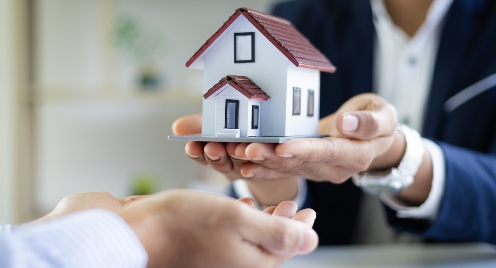 Изменения в сделках с недвижимостью и земельными участками с 01 марта 2025г.