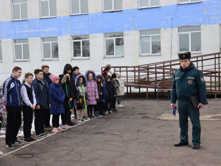     Это надо знать! Сигнал "Внимание всем!"