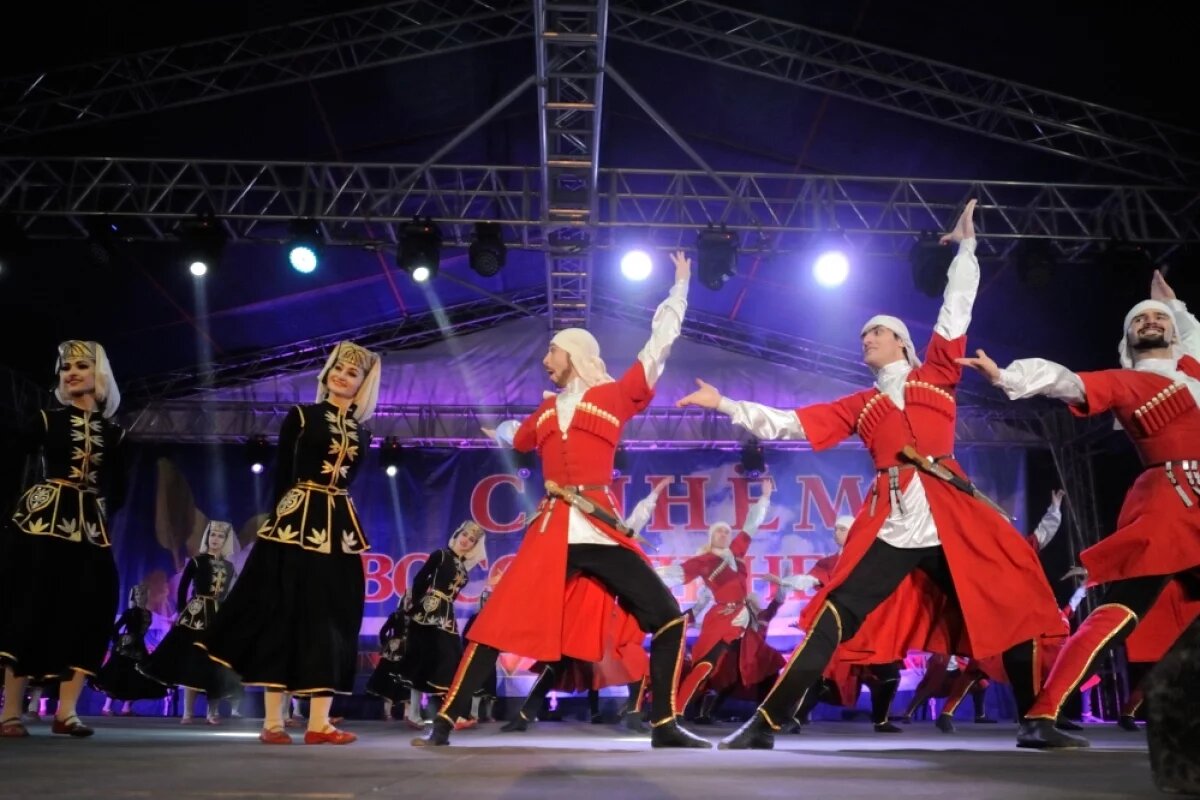    По миллиону заплатят земским работникам культуры в Волгоградской области