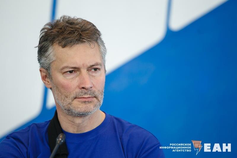    ЕАН. Евгений Ройзман*