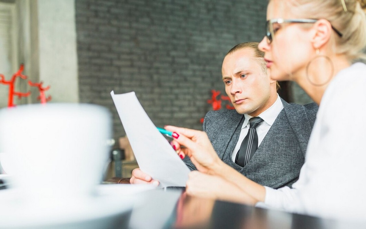    Супруга миноритария торговой «Компания ВТС» оспаривает сделку по продаже доли в уставном капитале компании Фото – ru.freepik.com