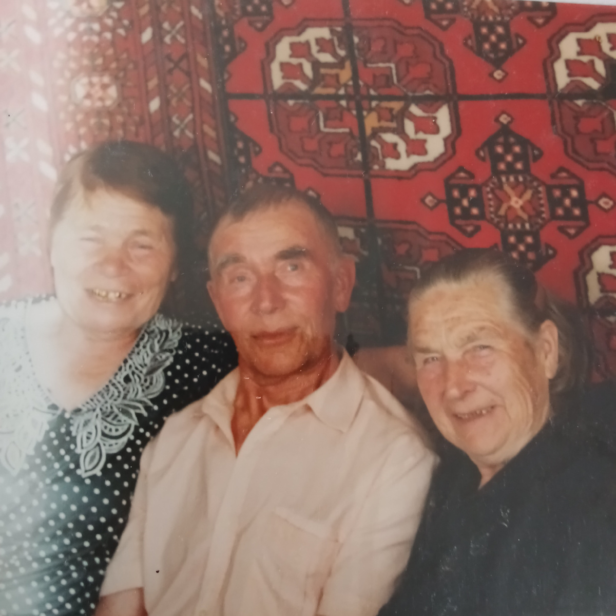 Папина сестра у нас в гостях.