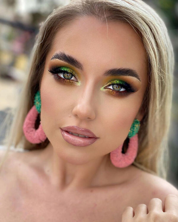 Листайте вправо, чтобы увидеть больше изображений