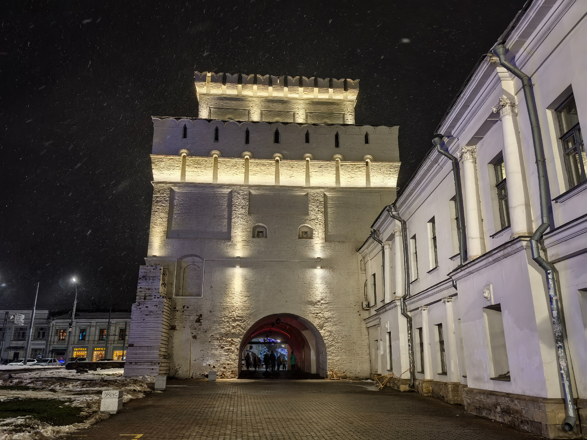 Знаменская башня. Фото автора