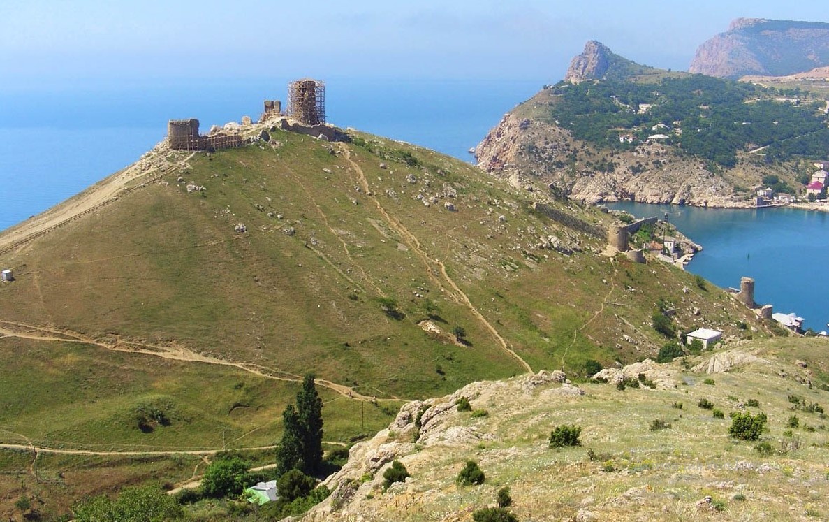 Генуэзская крепость Чембало в Балаклаве