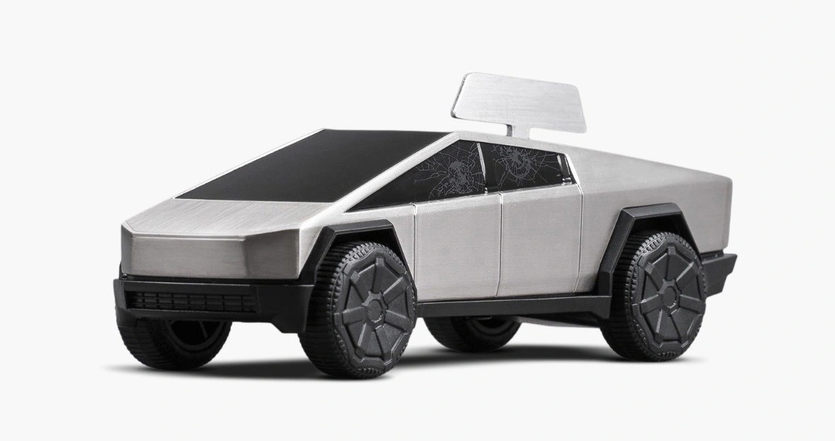 Фото Tesla  📷
