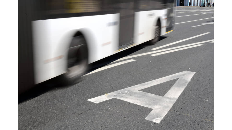 В Нижнекамске временно нарушилась работа системы трекинга общественного транспорта.📷Фото: Александр Коряков / Коммерсантъ