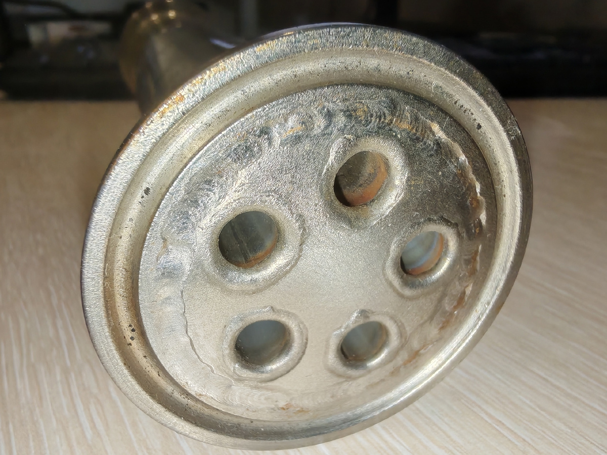 Последствия использования деешвой стали.