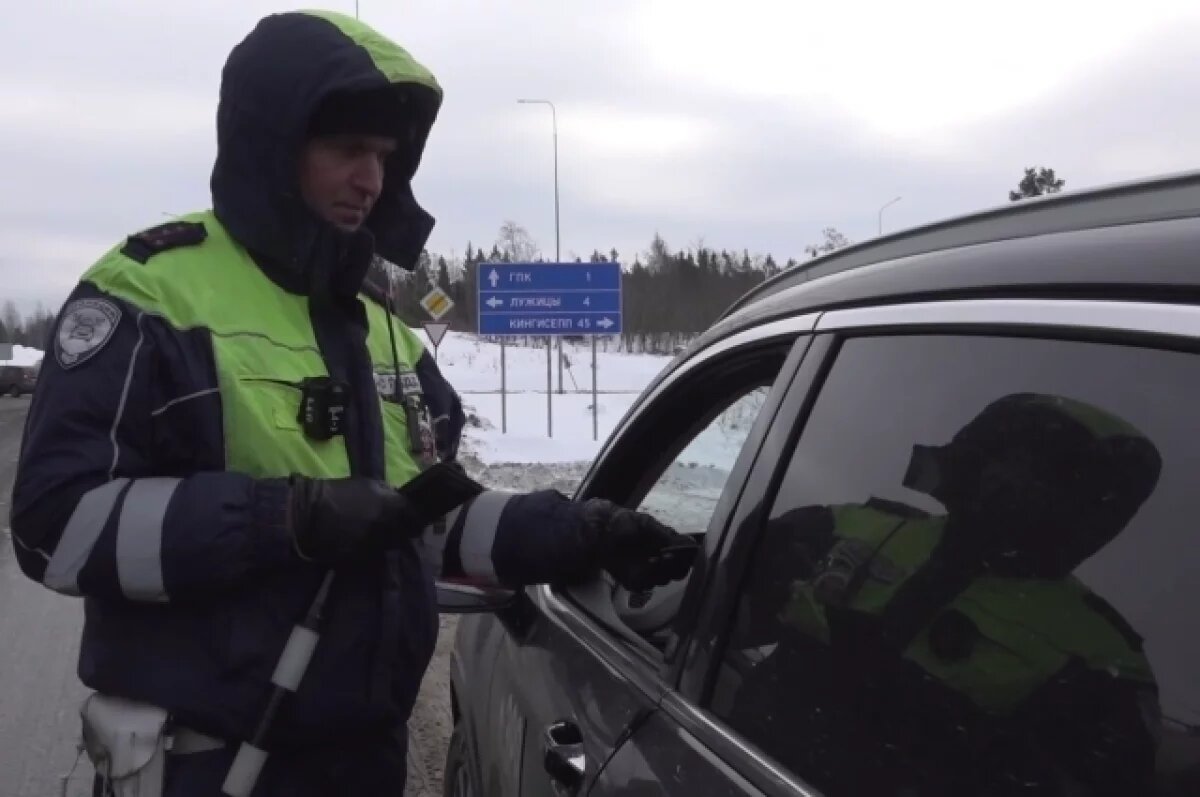    В Волхове полицейские поймали пытавшегося скрыться пьяного водителя