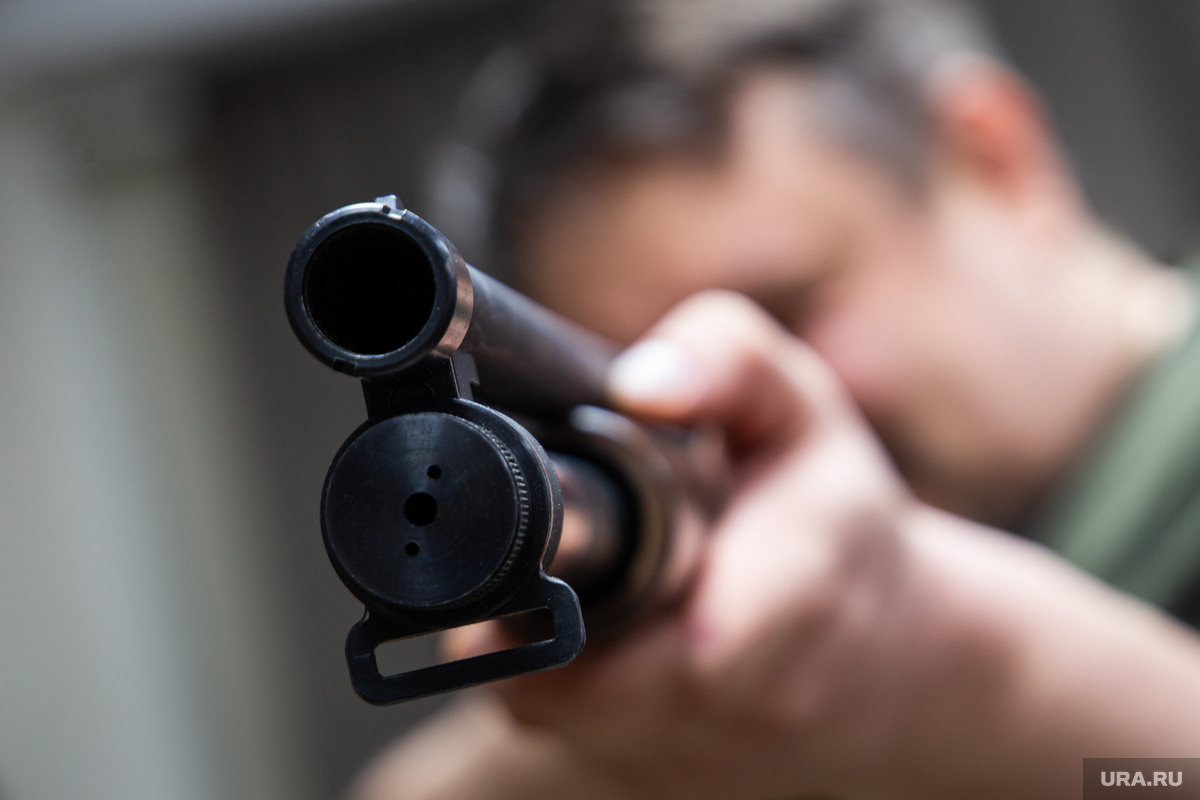 Главу района застрелили средь бела дня. Фото: Илья Московец © URA.RU