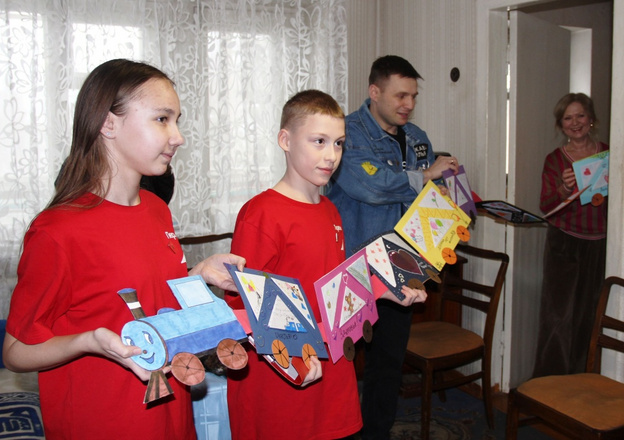    В Кирове почётному железнодорожнику вручили медаль «80 лет Победы в Великой Отечественной войне»