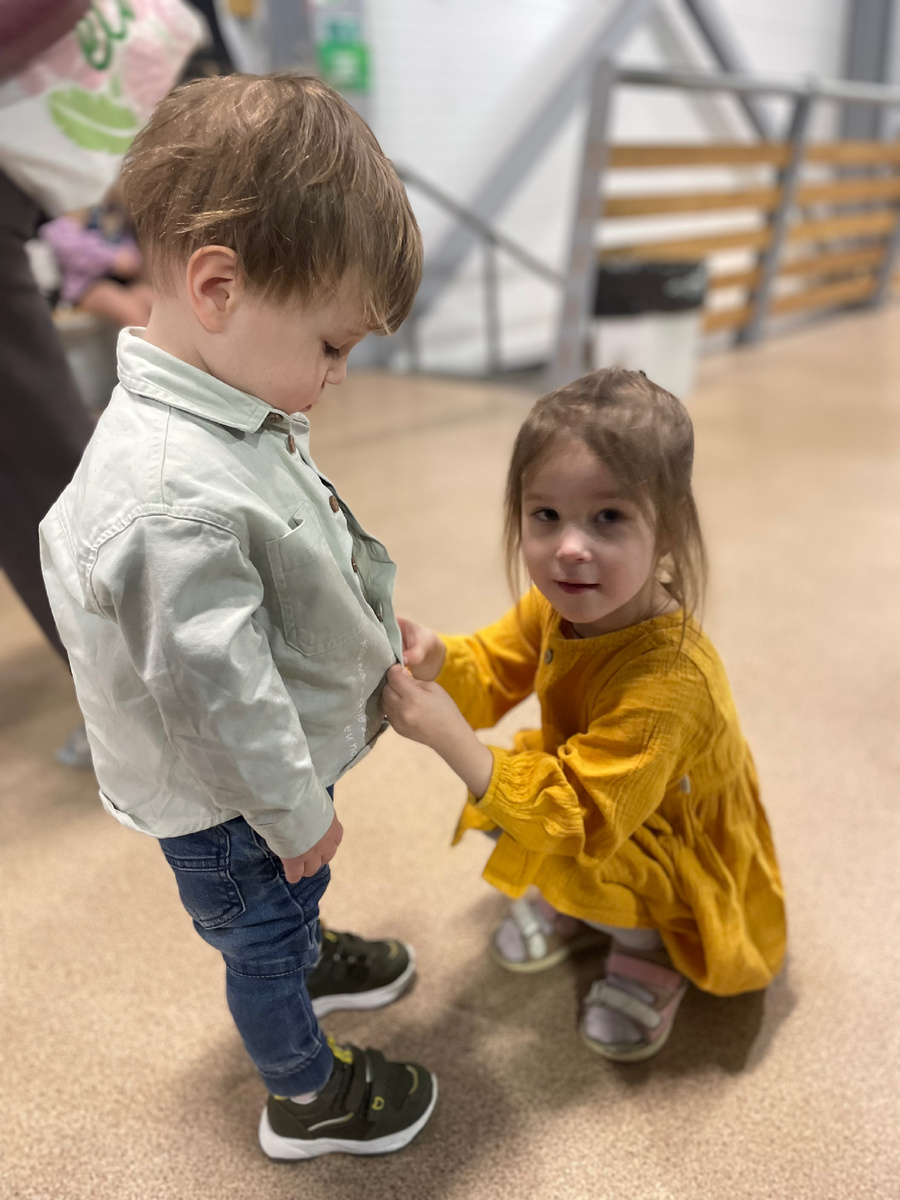 Младшие на соревнованиях у самой старшей 