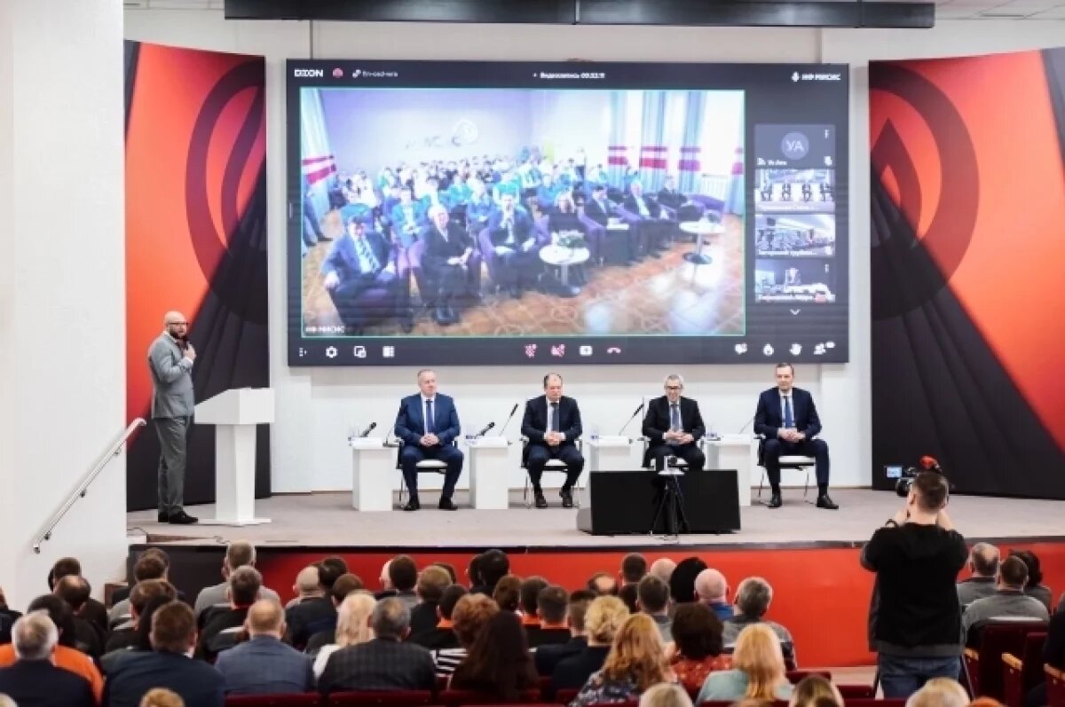    Предприятия металлургов во второй раз объединила Прямая линия