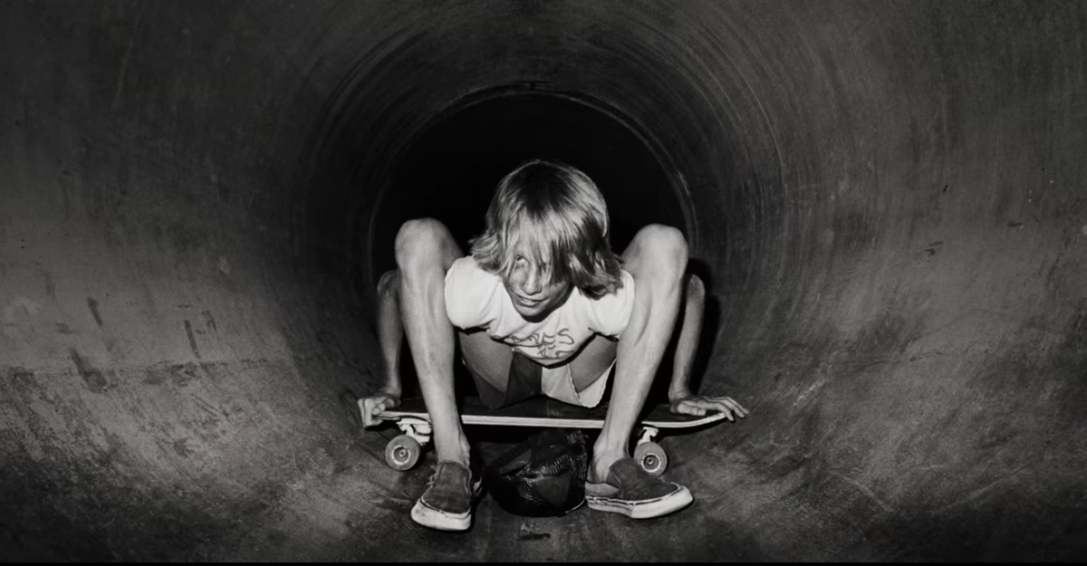 Тони в детстве