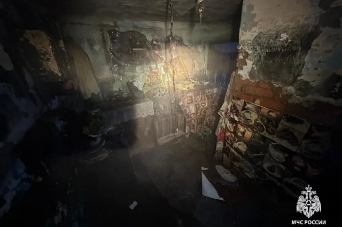    В Башкирии борются за жизнь женщины, которую вытащили из горящей квартиры