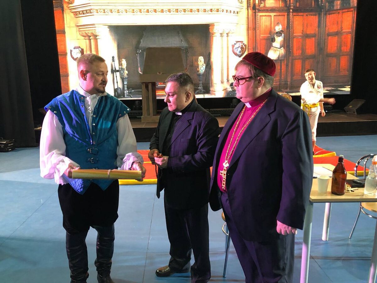  📷    «Тот самый Мюнхгаузен» по-оренбургски. Благотворительный спектакль поможет детям Белов Михаил Александрович