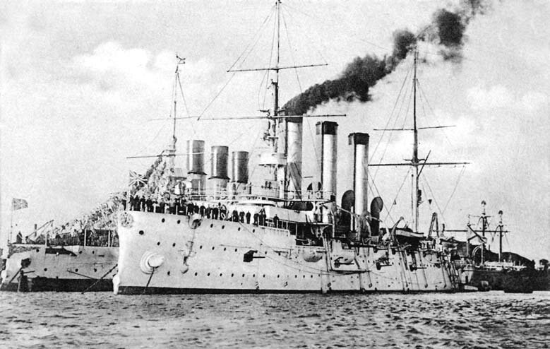 Эскадренный броненосец «Ретвизан» и крейсер I ранга «Диана», включенные в отряд
контр-адмирала Э.А. Штакельберга для перехода с Балтики в Порт-Артур