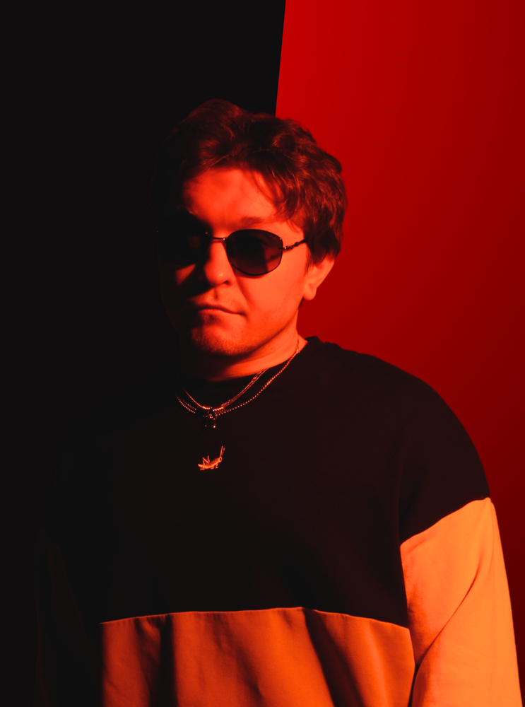 Фронмен группы Сатисфаер