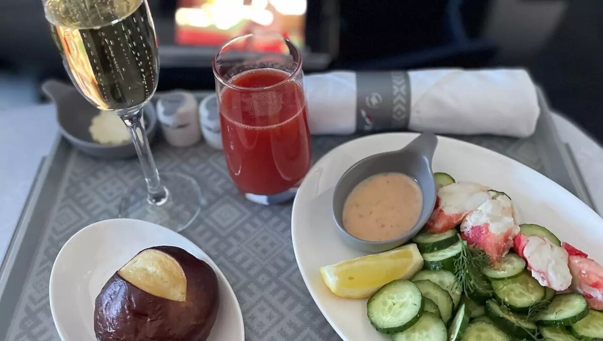     Источник: vk.com/airlinemeals