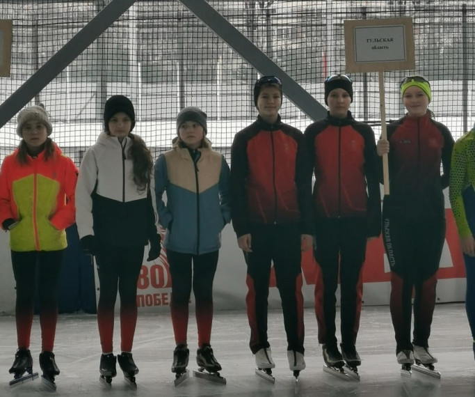    Тулячка взяла серебро на Всероссийских соревнованиях по конькобежному спорту