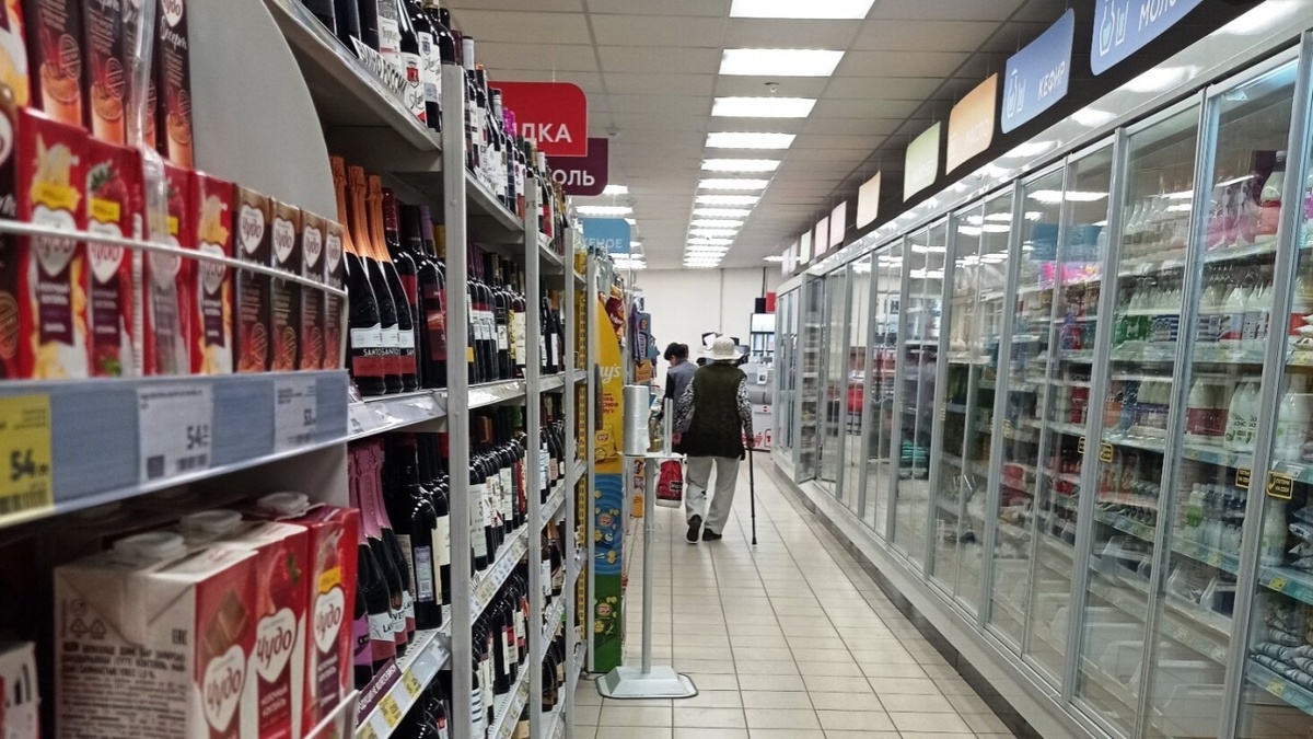    Из саратовских «Светофоров» изъяли 2600 кг некачественной продукцииНовости Саратова и области – Сетевое издание «Репортер64»