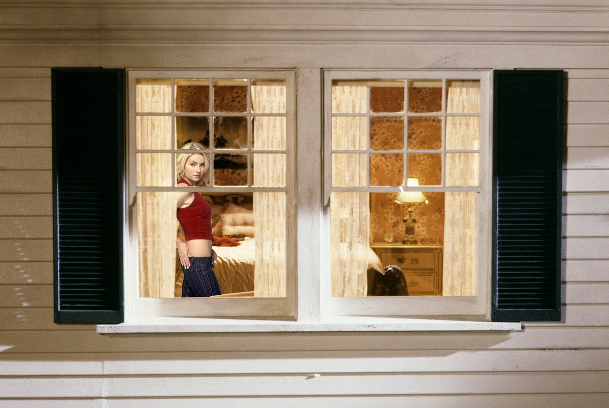 кадр из фильма "Соседка"