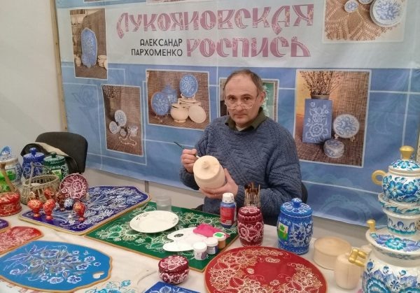 «Лукояновские кружева»: нижегородские мастера придумали новую роспись  📷
