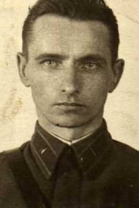  В.В. Гиль (1906-1944).