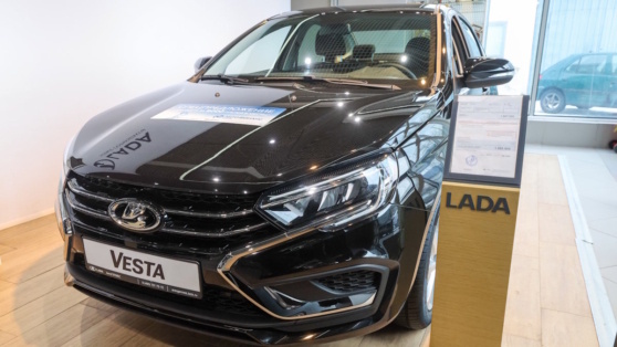    Продажи Lada Vesta с новой шестиступенчатой коробкой передач начал АвтоВАЗ Ирина Петрова