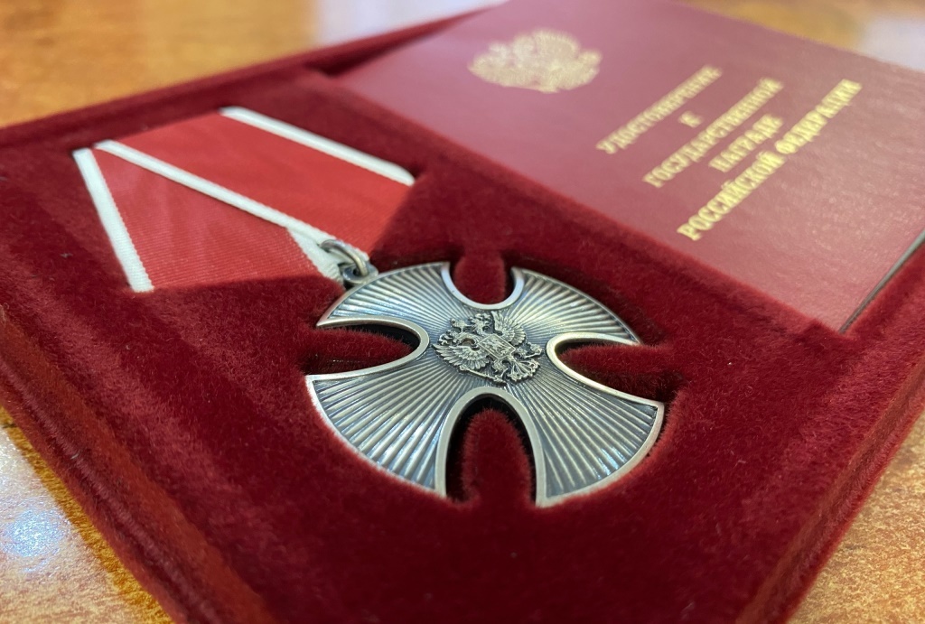    Глава Советского района отметил мужество и самоотверженность бойца