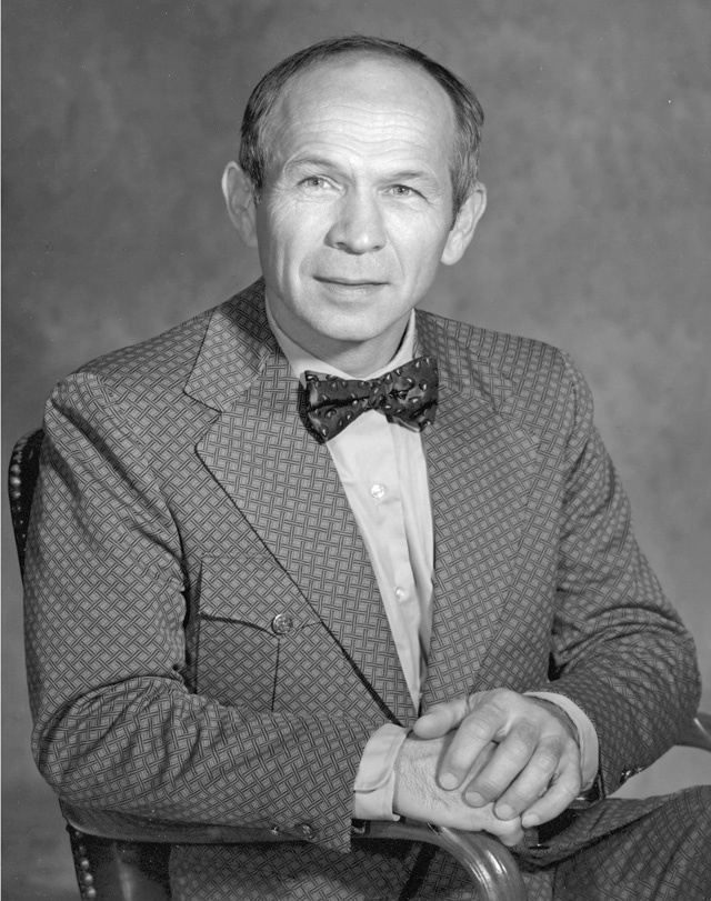 Доктор Максим «Макс» А. Фаже (1921–2004) был поистине выдающимся человеком и инженерным гением