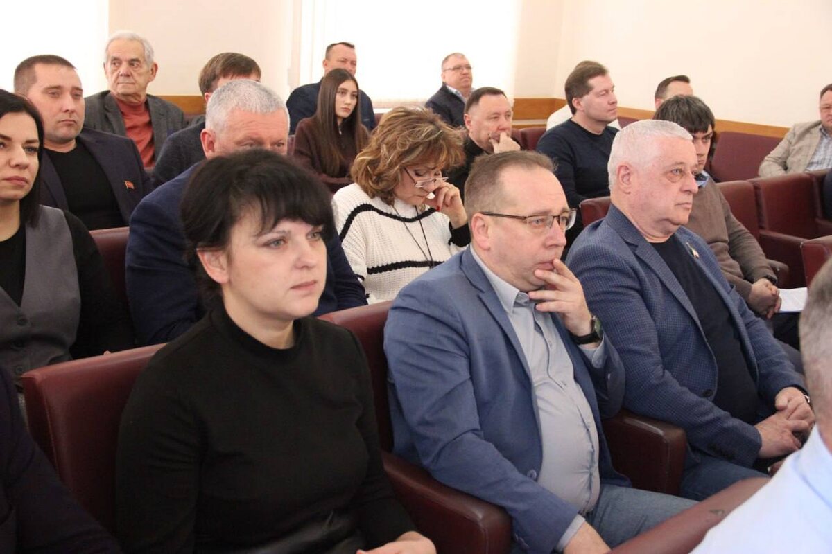 9-я сессия Феодосийского городского совета РК третьего созыва. Фото пресс-службы горсовета