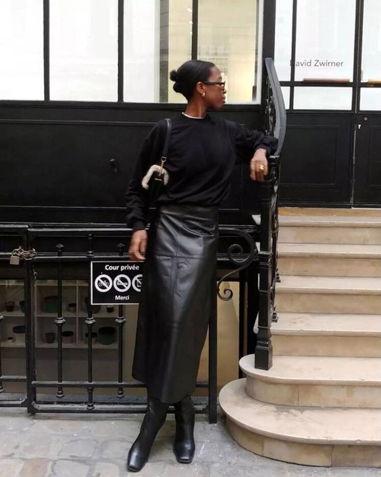 Total black вне времён