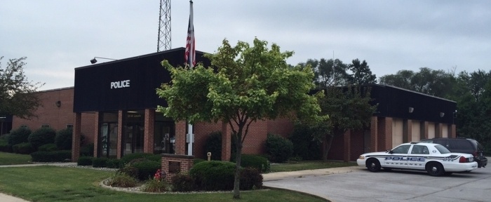 В самом низу иерархии полномочий - полиция города. В самом верху - ФБР. /Фото: pikabu.ru.