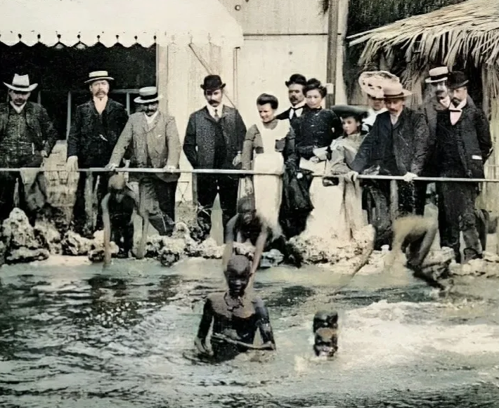 В человеческом зоопарке