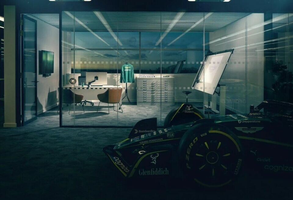    Раскрыта сумасшедшая зарплата Эдриана Ньюи в Aston MartinAston Martin