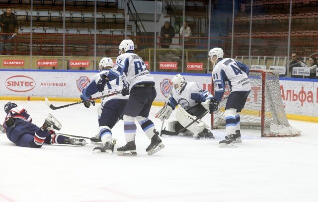     Фото: МХК «Кристалл»