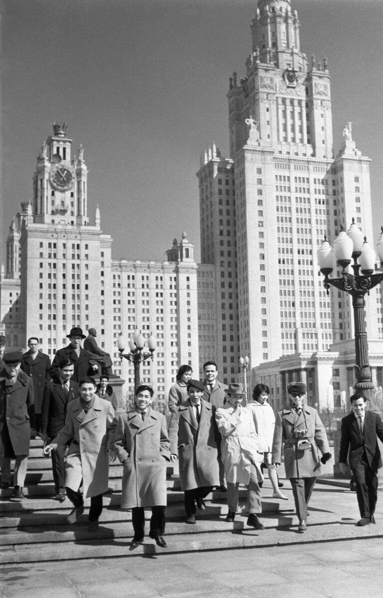    Здание МГУ. Фото:  РИА Новости/ Александр Гивенталь