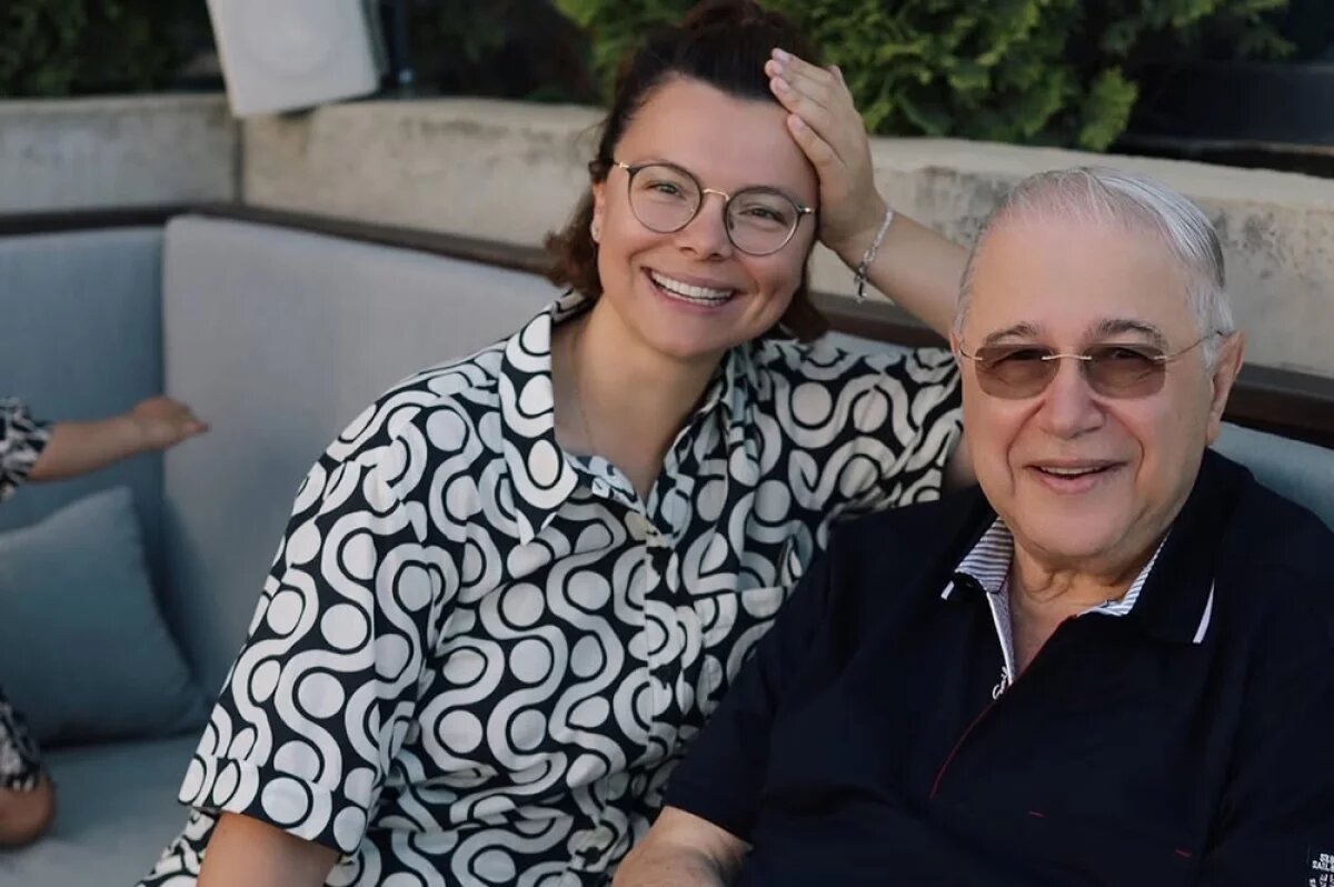    Татьяна Брухунова и Евгений Петросян.