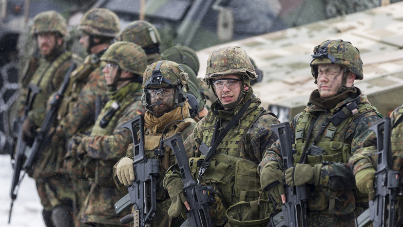     Франко-немецкие военные учения Gettyimages.ru Joern Haufe