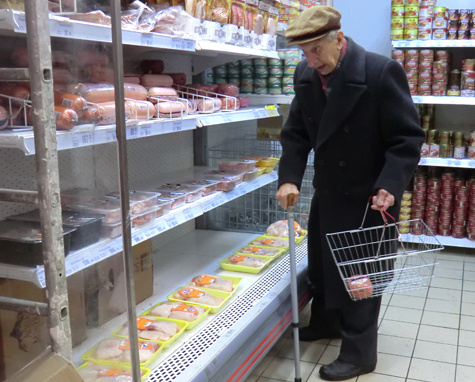 Самозапрет оформил. Живу по средствам.