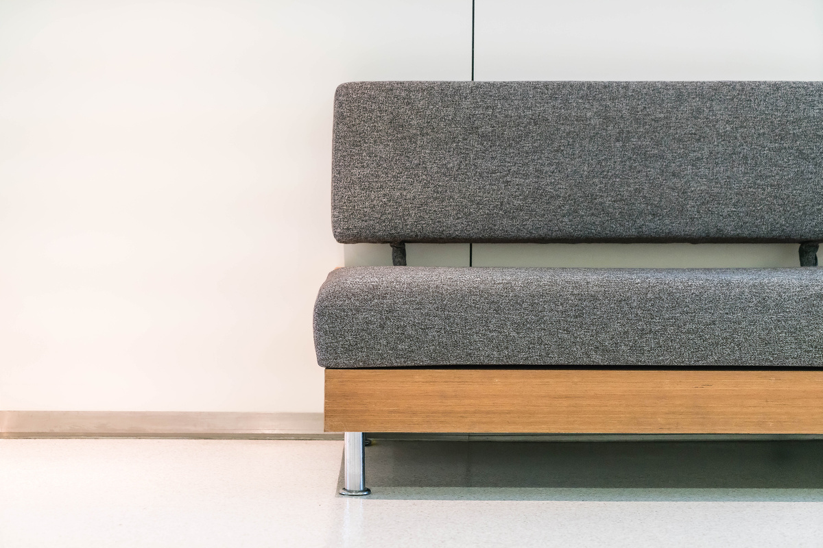 Сборка офисного дивана