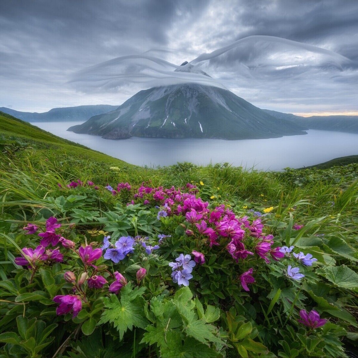 Фото из интернета. Остров Итуруп.