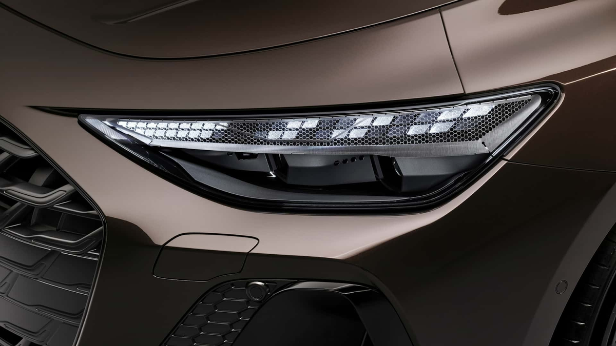 Передняя светодиодная оптика