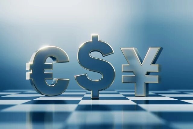    Сколько стоят доллар, евро и юань 5 марта?