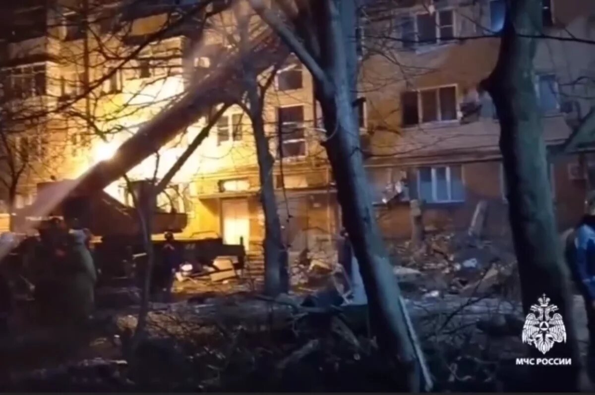    МЧС показало кадры работ на месте обрушения дома в Белореченске